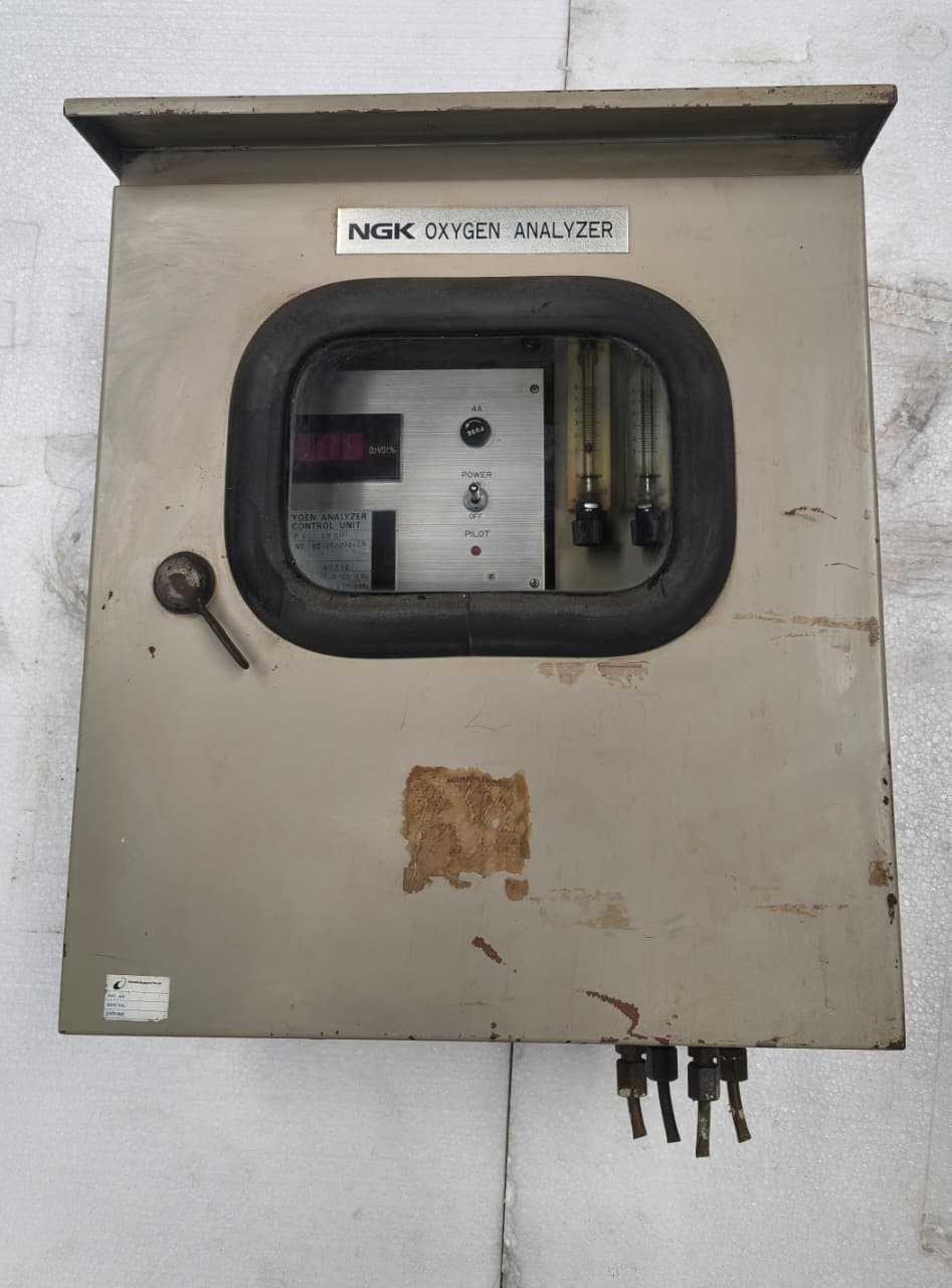 NGK INSULATORS LTD. RM200 OXYGEN ANALYZER CAT NO. KS-162204-IA TESTED